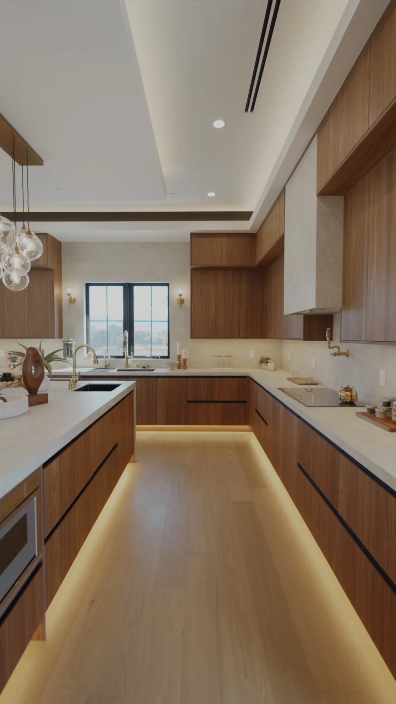 Luxury listing video — Porter Ranch